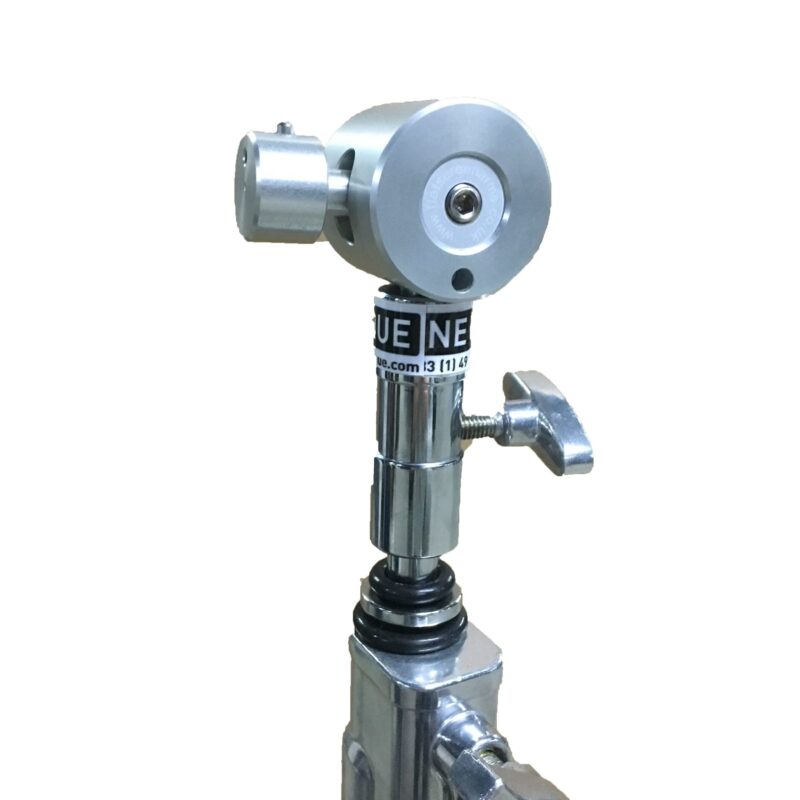 « Kit Bagoe » – Pied de 1000 avec base roulette
+ rotule support bras écran + plaque Vesa + planche