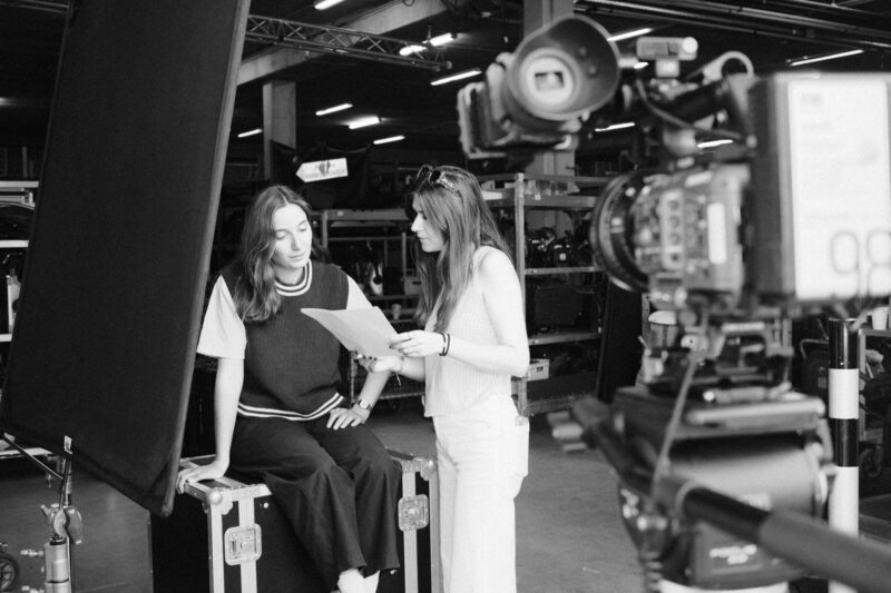 Portrait métier – Jade, l&rsquo;écoute sur-mesure au service de la lumière